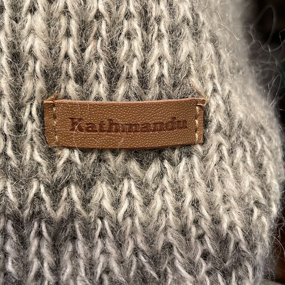 NWOT 🇳🇵Kathmandu Kids knit hat made in Nepal